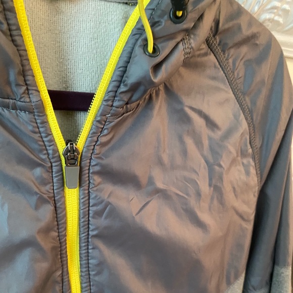 H&M Athletic Jacket - Picture 6 of 6